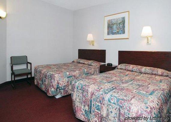 Rodeway Inn & Suites New Paltz- Hudson Valley Стая снимка